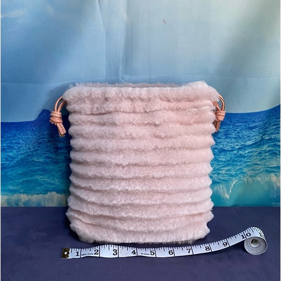 CLARE V. Drawstring Pouch Blush - Picture 10 of 13